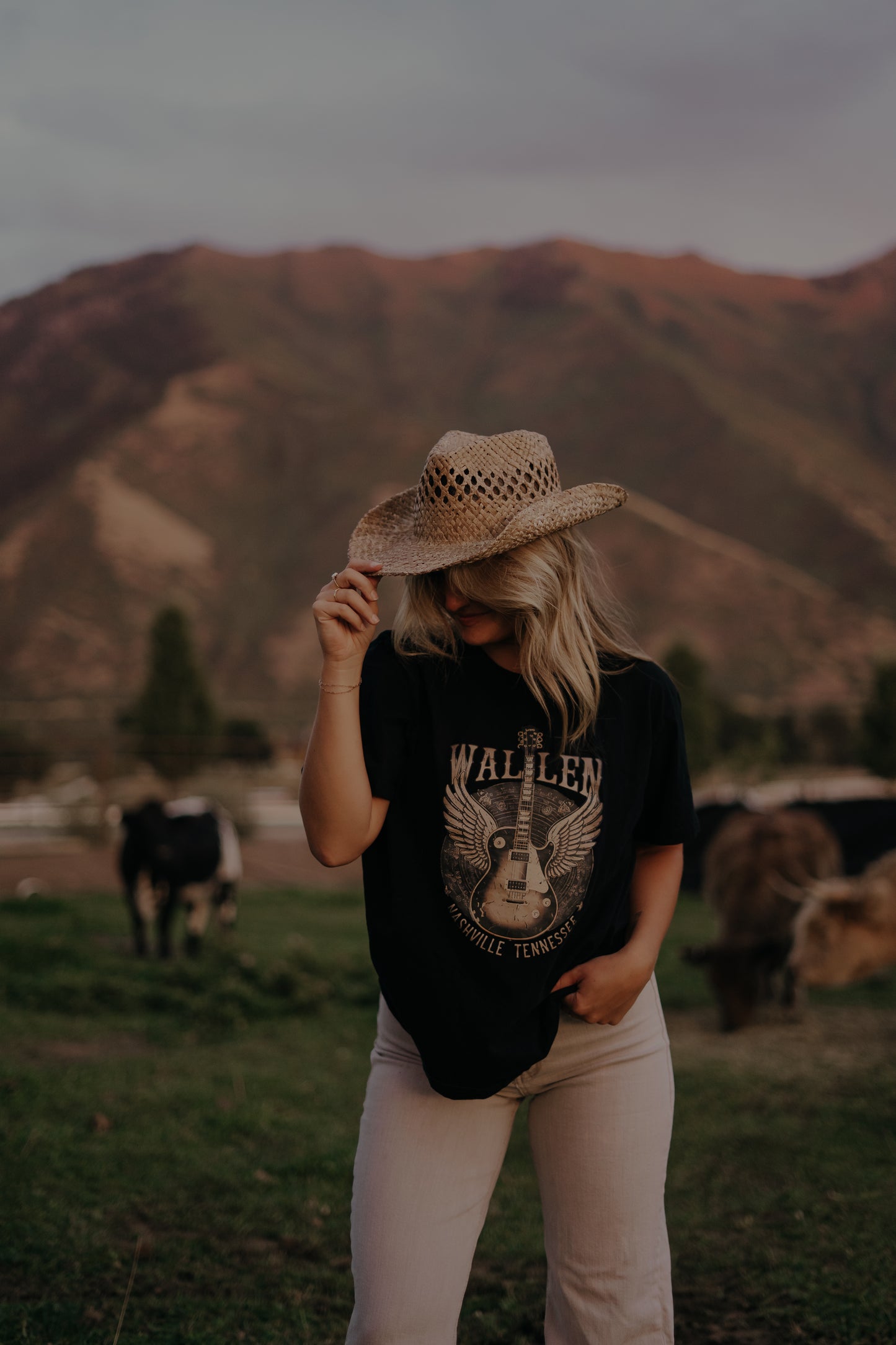 Morgan Wallen Guitar Graphic Tee