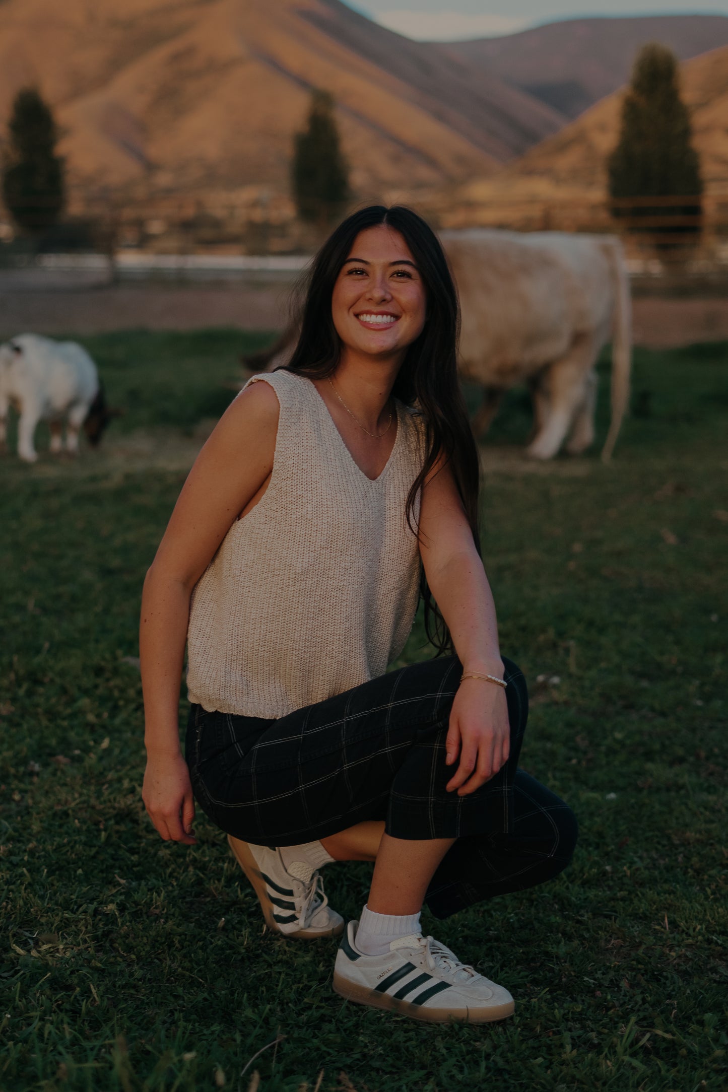 Short Sleeve Knit Sweater Cotton Acrylic V-Neck Vest Top